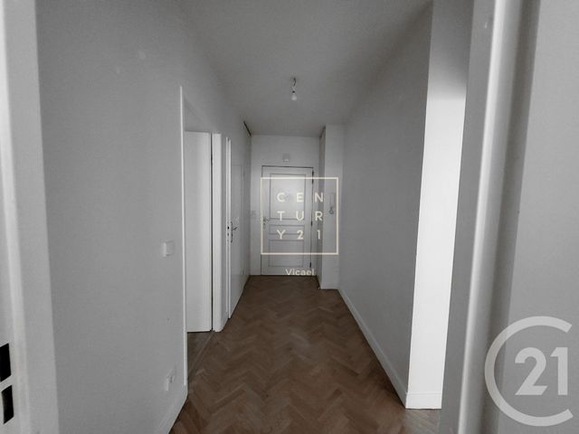 Appartement F3 à vendre - 3 pièces - 74.68 m2 - LE PLESSIS ROBINSON - 92 - ILE-DE-FRANCE - Century 21 Vicael
