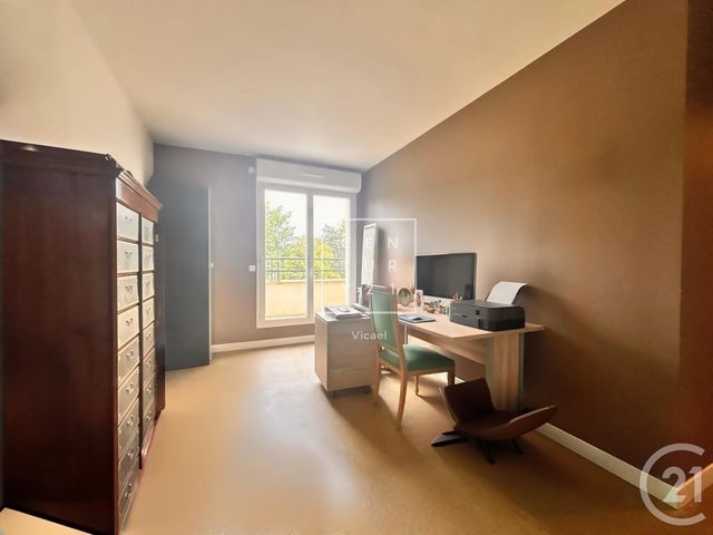Appartement F5 à vendre - 5 pièces - 113.0 m2 - LE PLESSIS ROBINSON - 92 - ILE-DE-FRANCE - Century 21 Vicael