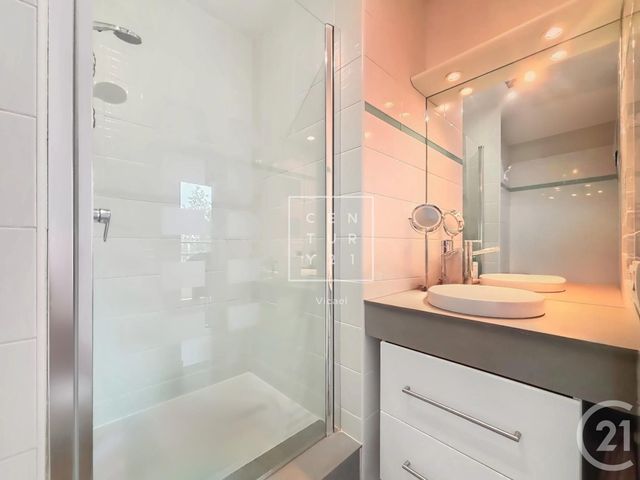 Appartement F5 à vendre - 5 pièces - 113.0 m2 - LE PLESSIS ROBINSON - 92 - ILE-DE-FRANCE - Century 21 Vicael