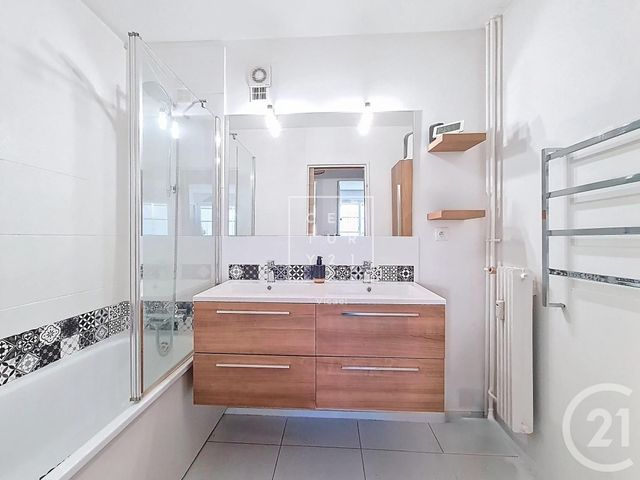 Appartement F4 à vendre - 4 pièces - 84.39 m2 - CHATENAY MALABRY - 92 - ILE-DE-FRANCE - Century 21 Vicael